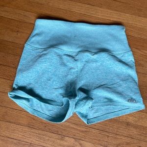 Alo running volleyball hot yoga booty shorts.